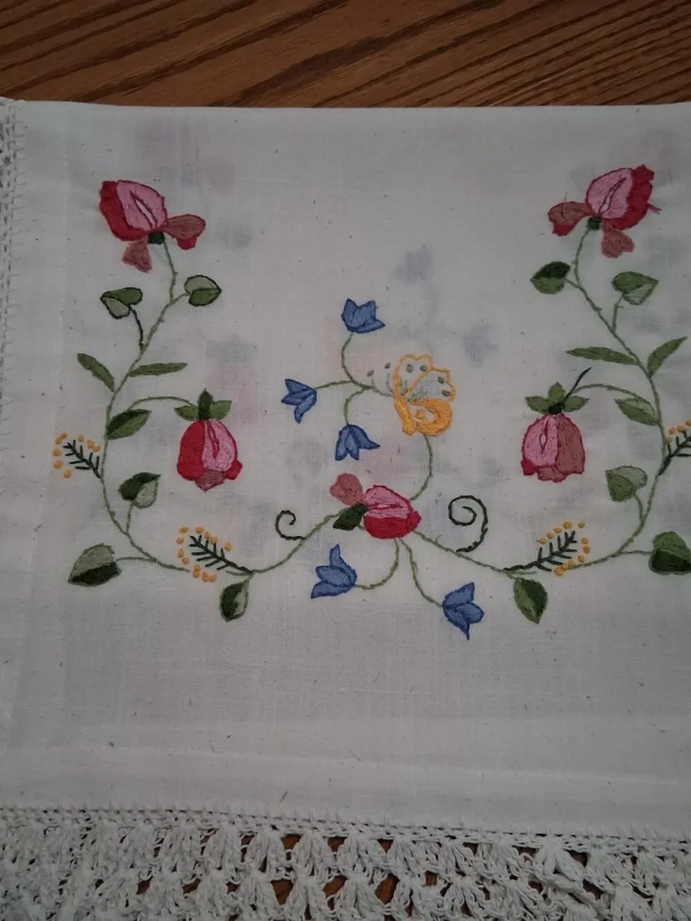 Embroidered Floral Table Runner